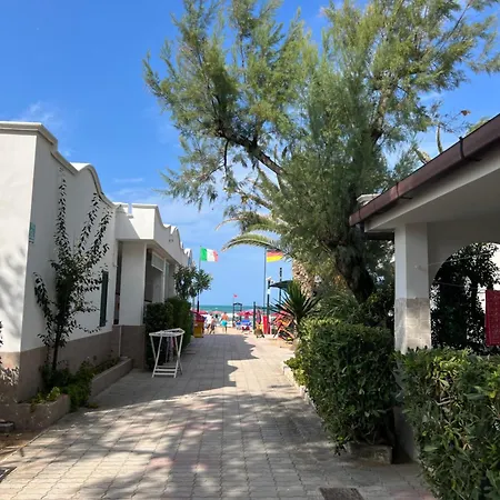 Villaggio Almar ホリデーパーク ヴィエステ
